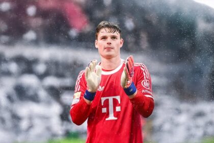 Jonas Urbig